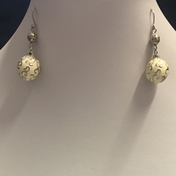 Ivory & Silver Earring’s - Picture 4 of 6